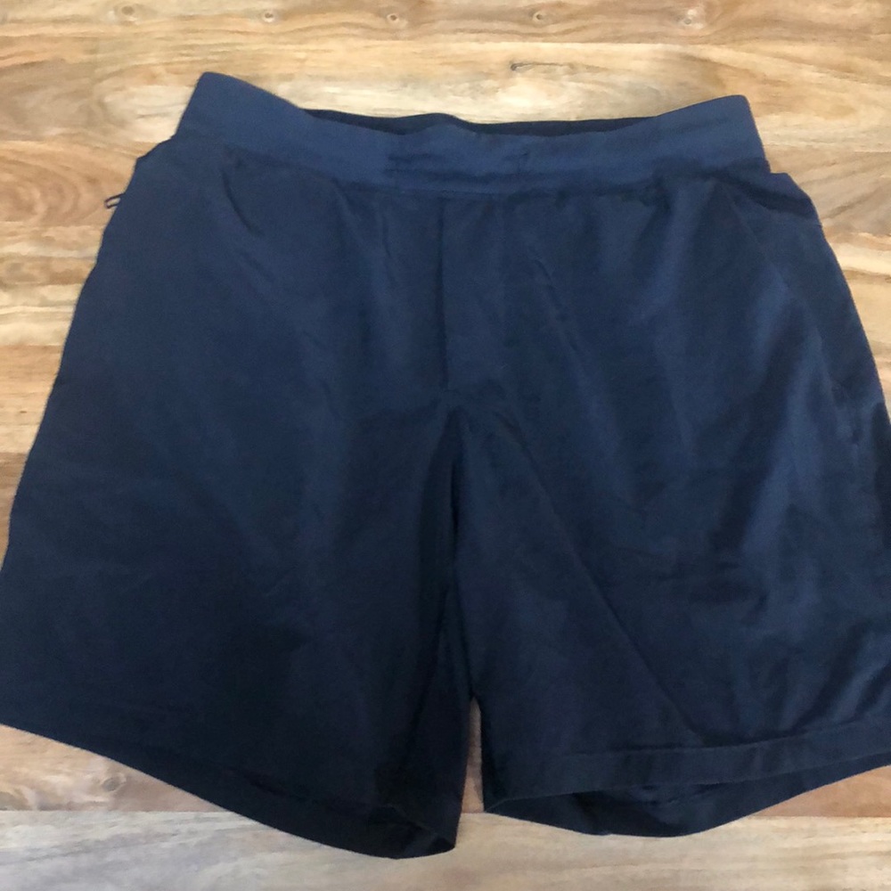 Men’s M Size LuluLemon Jogger shorts